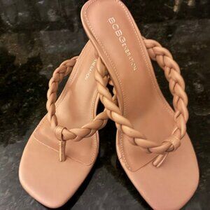 Tulani Womens Faux Leather Thong Kitten Heels - BCBGENERATION - SZ 6M/36